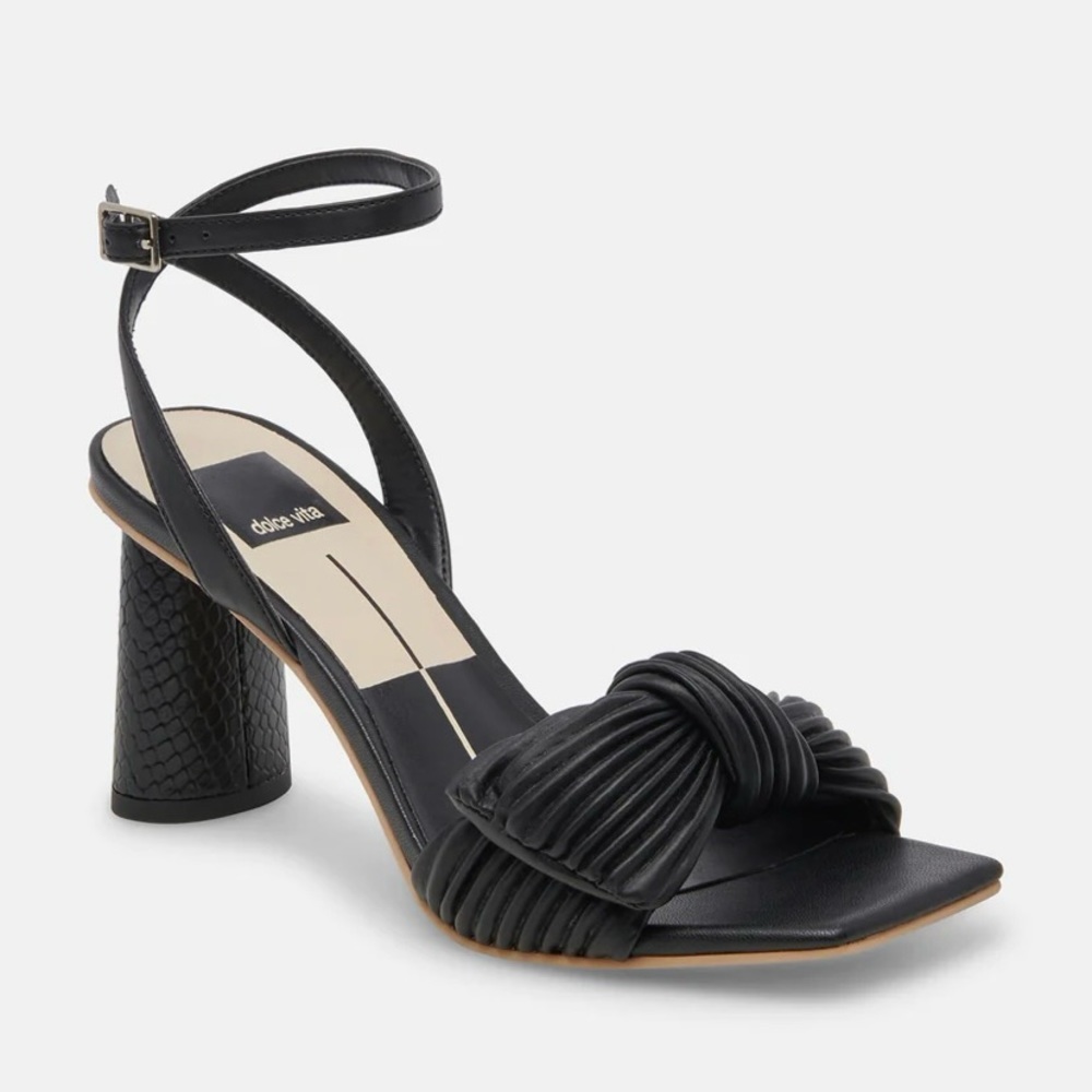 Dolce Vita Pellia Bow Heels (new without box)